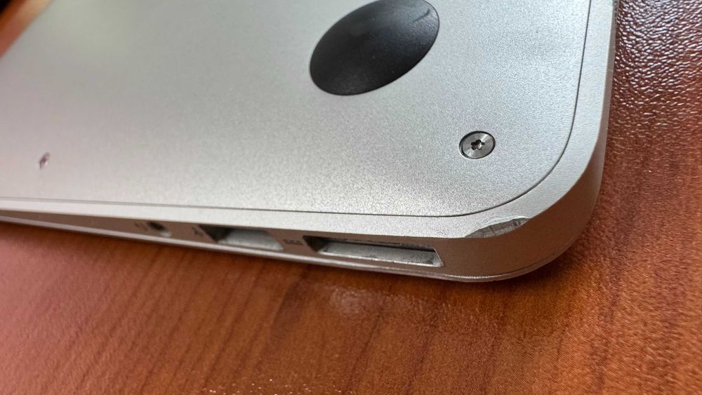 MacBook Air 11" (Early 2015) 128GB 4GB RAM Core i5