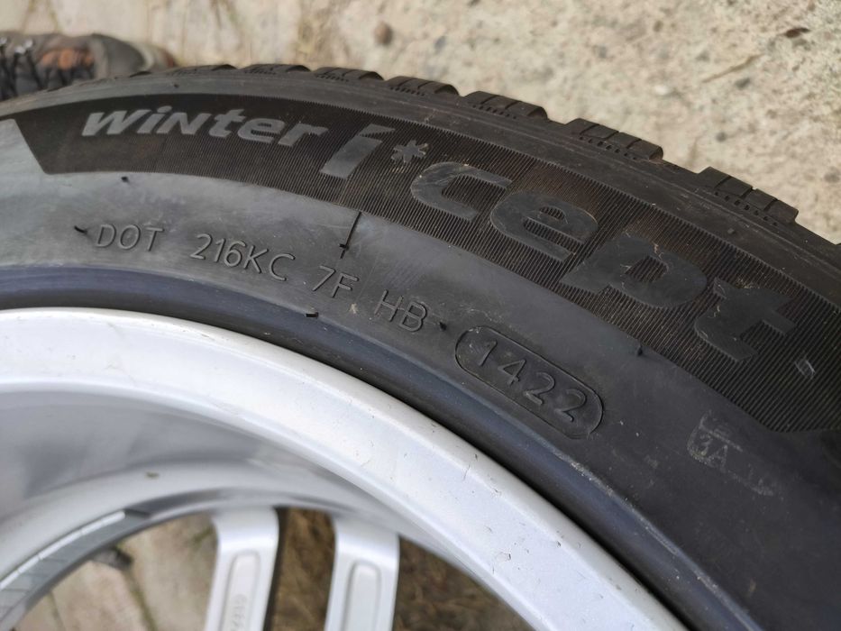 4бр Зимни гуми 225 55 17 - Hankook