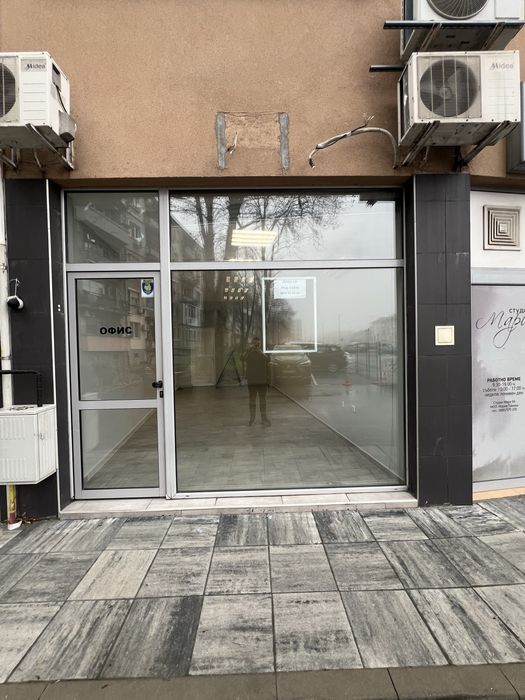 Дава се под наем Магазин в Пловдив, Христо Смирненски - 35 кв.м за 468.69 € - Снимка #4