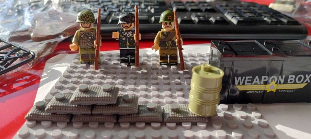 Сет от по 10 фигурки на немски, руски или 10 американски войници lego
