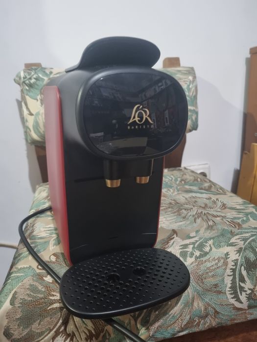 Еспресо кафемашина с капсули Nespresso и Philips L’or Barista