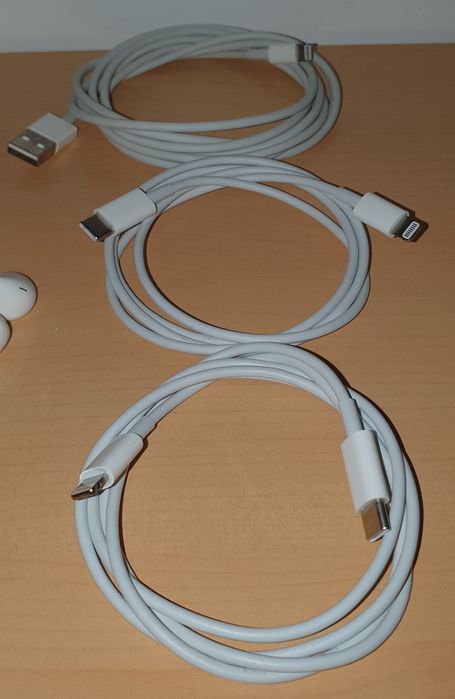ORIGINAL Apple Incarcator iPhone iPad Adaptor HDMI Cablu USB Lightning