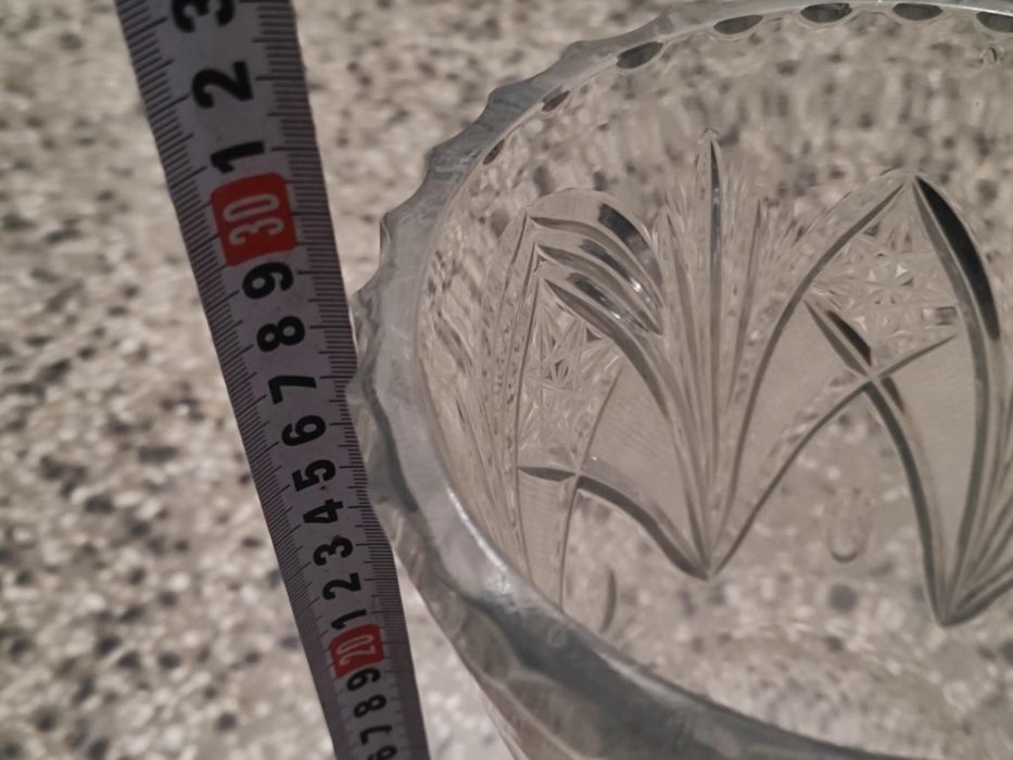 Българска кристална ваза