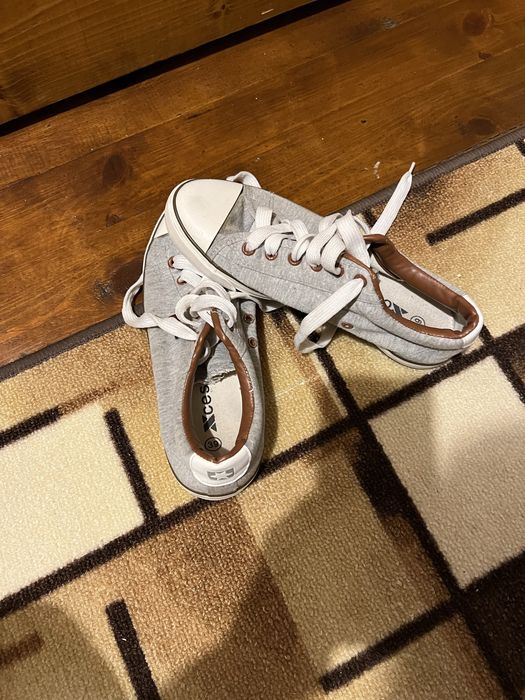 Мъжки кецове 2 бр.