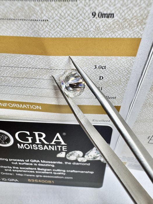 Диамант 3 карата, мойсанит, за бижу и подарък