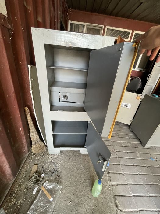 Продам сейф для дома и офиса