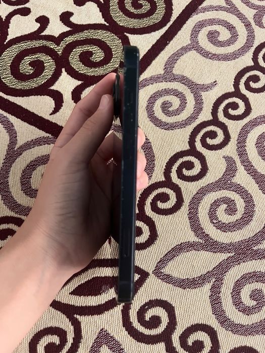 Iphone 13 чорный