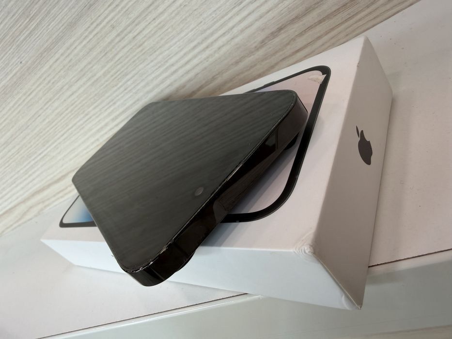 Vând iPhone 14 Pro Max 256 GB