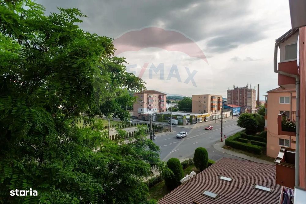 Apartament cu 3 camere de vânzare în zona apreciata — fotografia 3