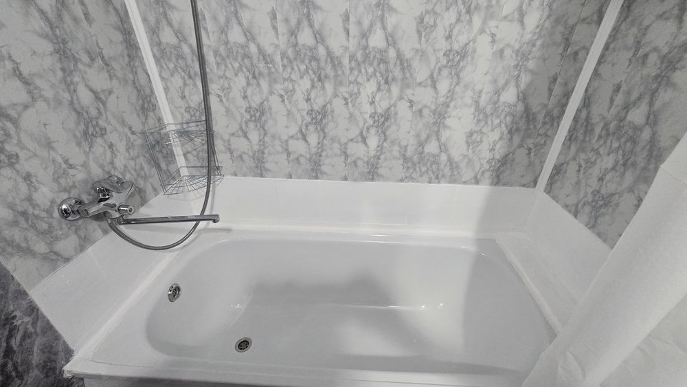 Продается 1,5 в центре города