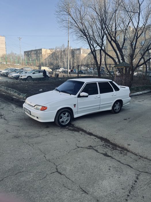 продам ваз 2115 в очень хорошем состояние !