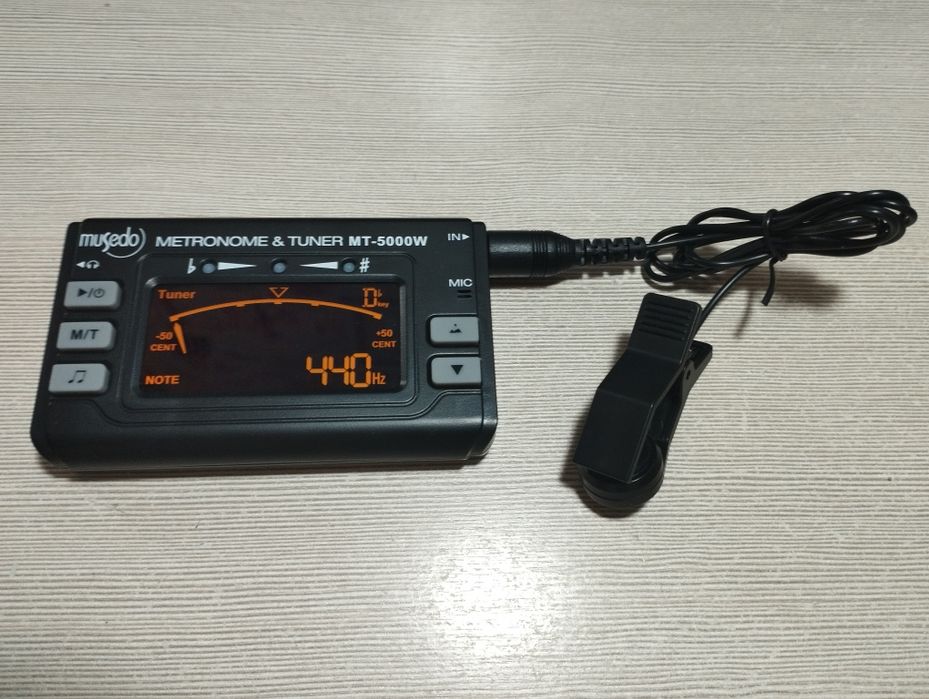 Тюнер и метроном Musedo MT-5000W