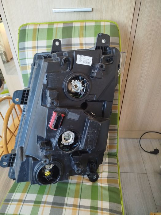 Десен фар за Ford F-Max/ Fmax