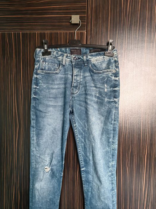 РАЗПРОДАЖБА G-Star Dsquared2 и още маркови дънки