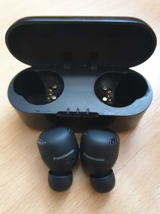 Продавам слушалки Panasonic