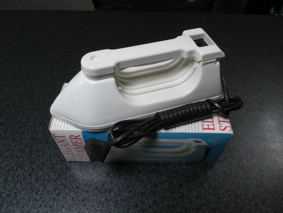 Продавам нова електродна ютия ELEGANT STEAMER гр. Дупница • OLX.bg