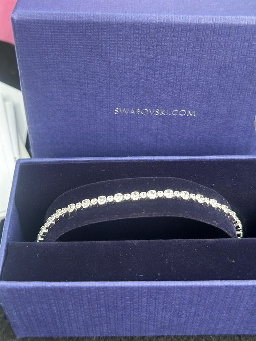 ГРИВНА с камъни Сваровски - Swarovski