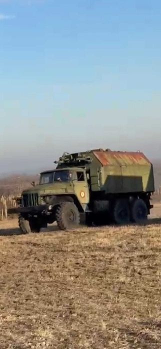URAL 375  Camion ruses militar   6x6  vehicul istoric