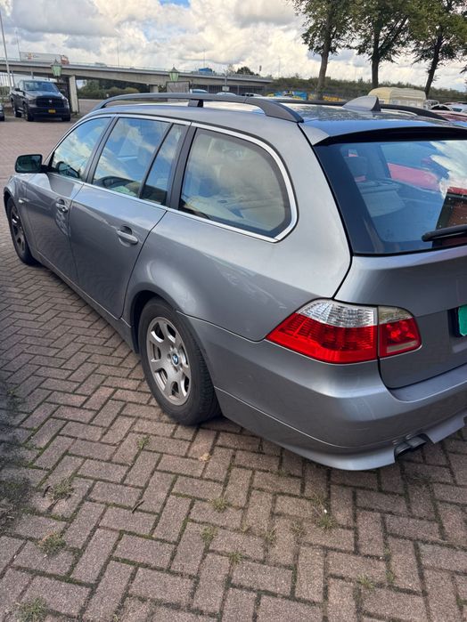 BMW 523i 2.5 бензин 177к.с.