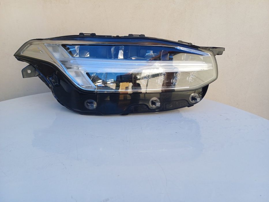 Десен фар за Volvo XC90; Full led