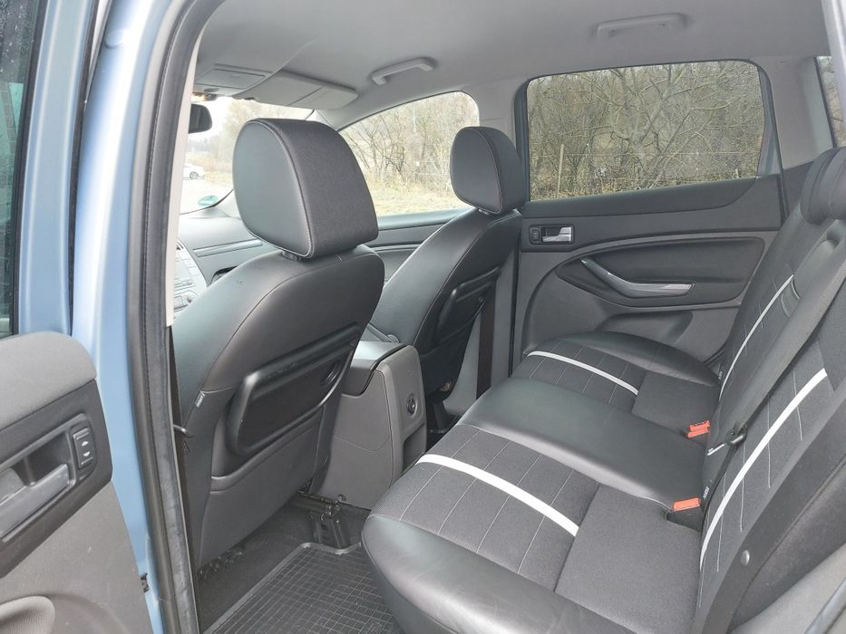 Vând Ford Kuga 2.0 tdci