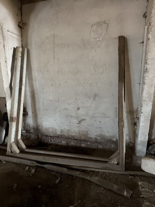 Труба железная квадрат