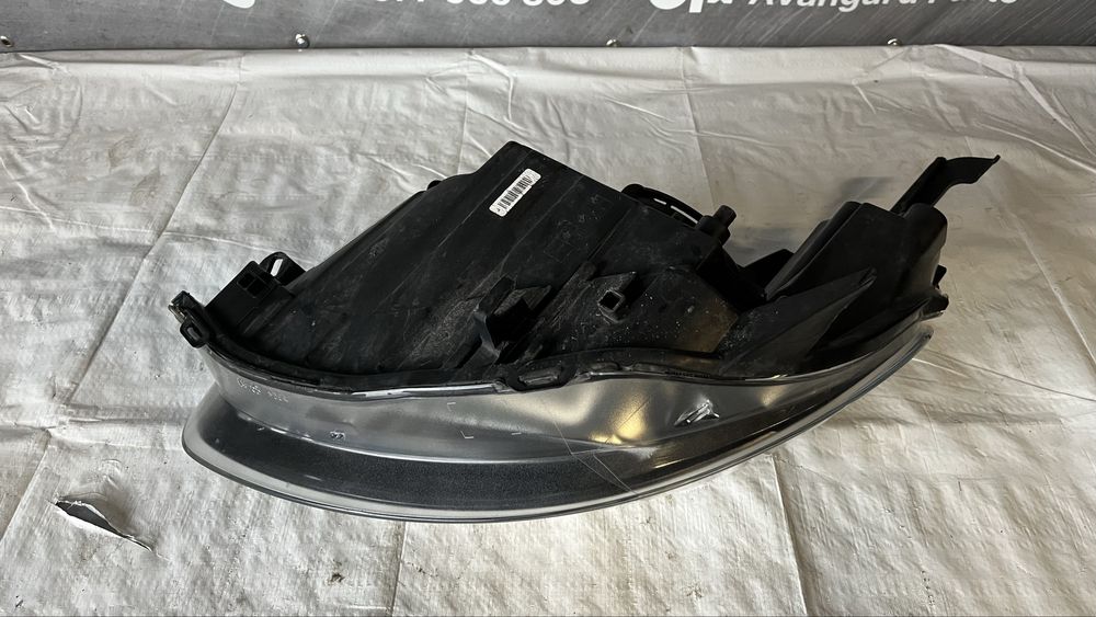 Десен фар Opel Adam 2013-2019