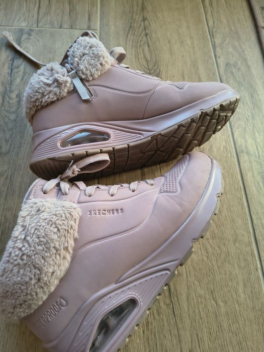 Ghete skechers impermeabile 37 fete