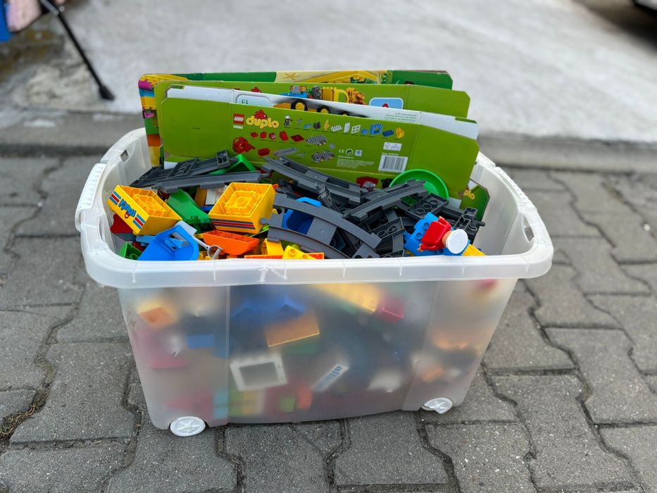 Cutie piese Lego Duplo, foarte multe piese!!