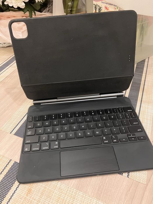 Клавиатура для Ipad