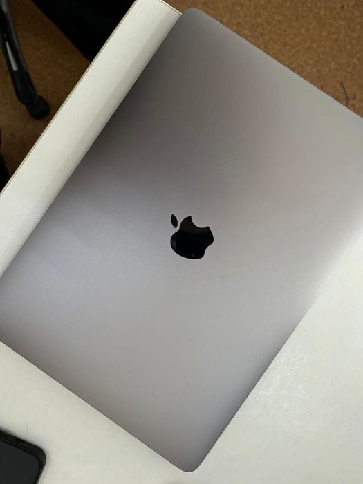 Продается macbook