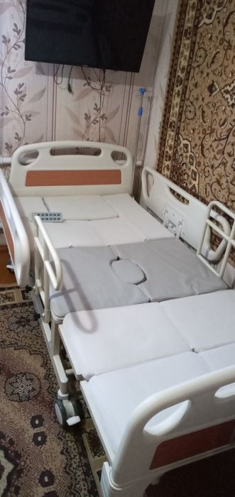 Продам медицинскую кровать