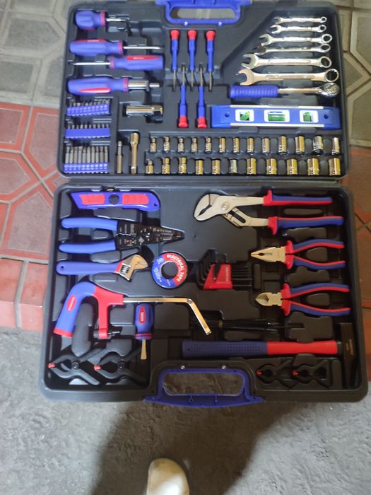 Набор инструмента.