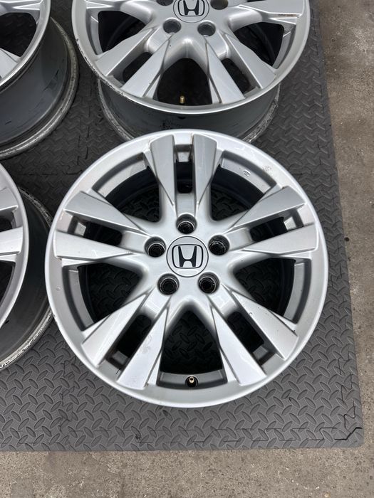 17-цола 5х114.3 - Honda - Acord-Civic-C RV и други
