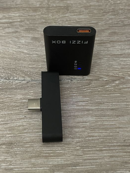 Петличка FIZZI BOX