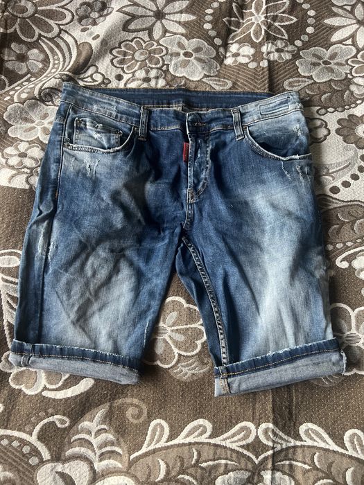 Blugi scurti Dsquared2