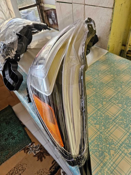 Subaru Outback 3.6 Фарове