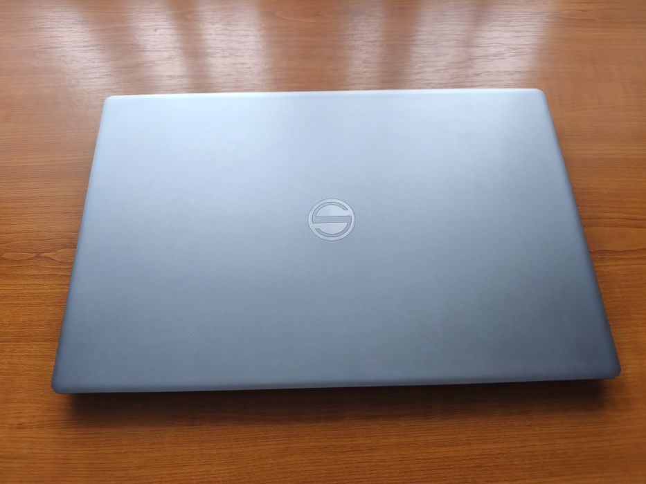 Vând laptop NOU/ procesor intel 15"6 inchi/școală /office/gaming