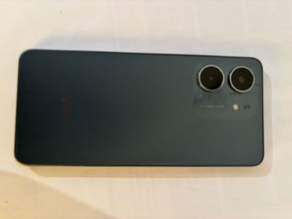 Продам телефон оппо