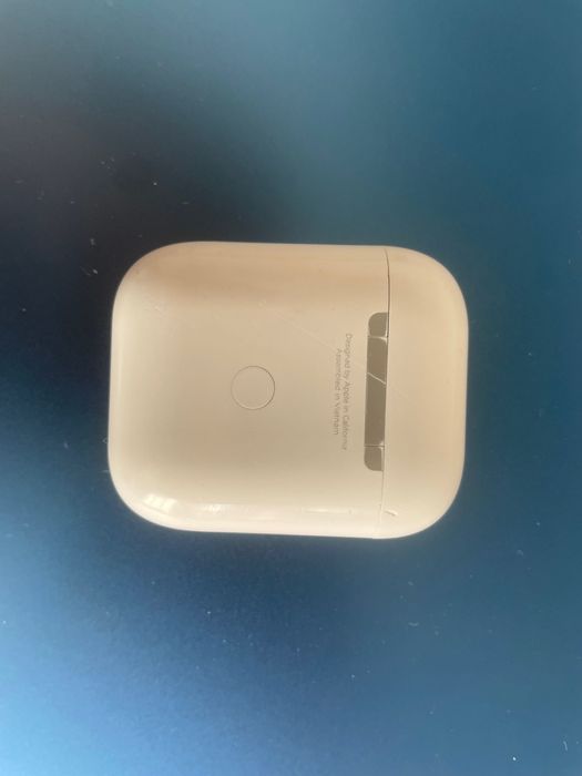 Apple AirPods 2nd Gen