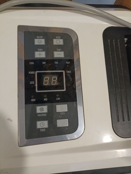 Aparat de aer condiționat portabil Vortex model VAP-A09A1D

Funcționea