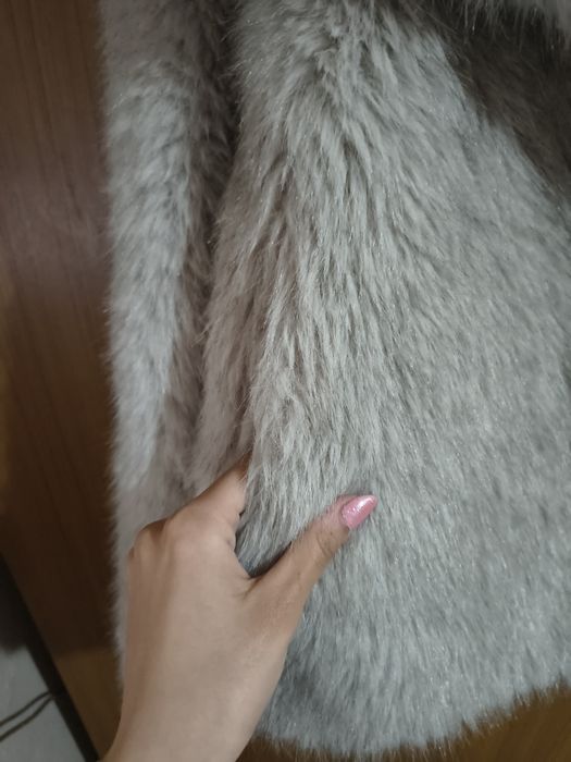 Скъсено палто с пух на Zara