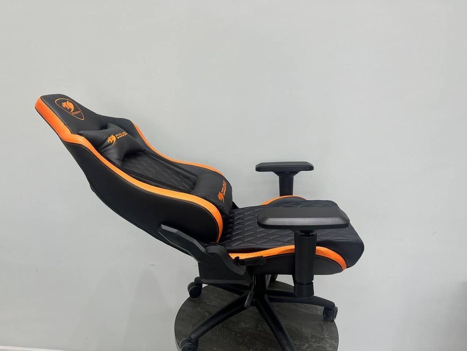 Компьютерное игровое геймерское кресло Cougar Armor S
