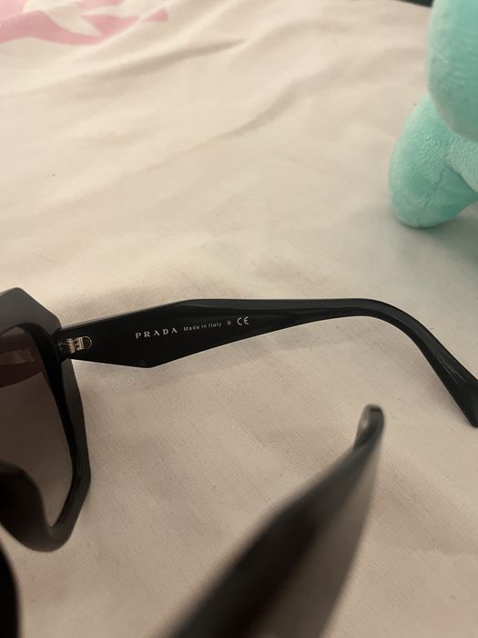 Дамски очила Prada