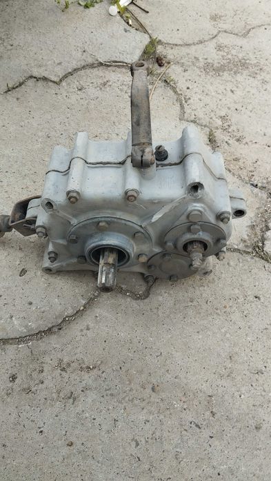 Редуктор на мотороллер муравей.