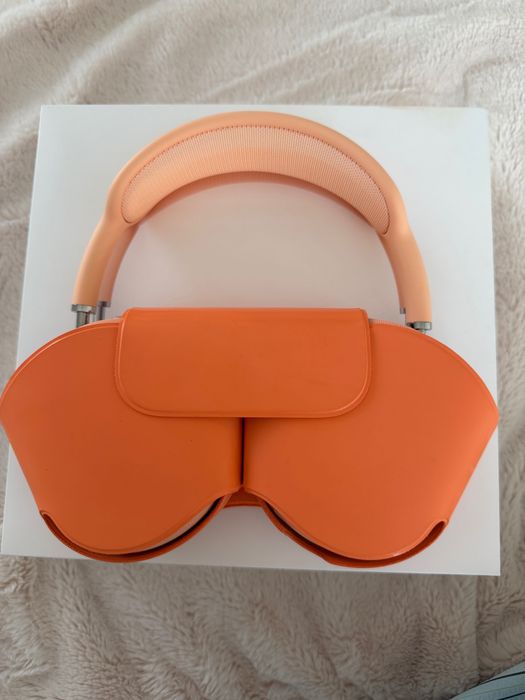 AirPods Max слушалки