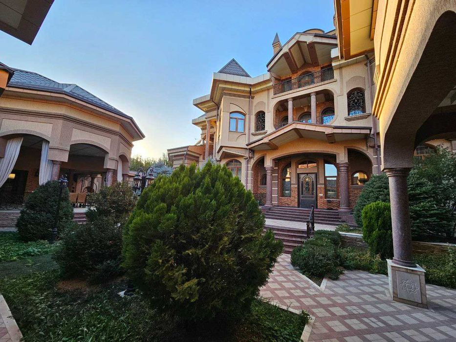 Продам участок 12 соток в Юнус-Абад. р-не, ориентир Ботанический сад