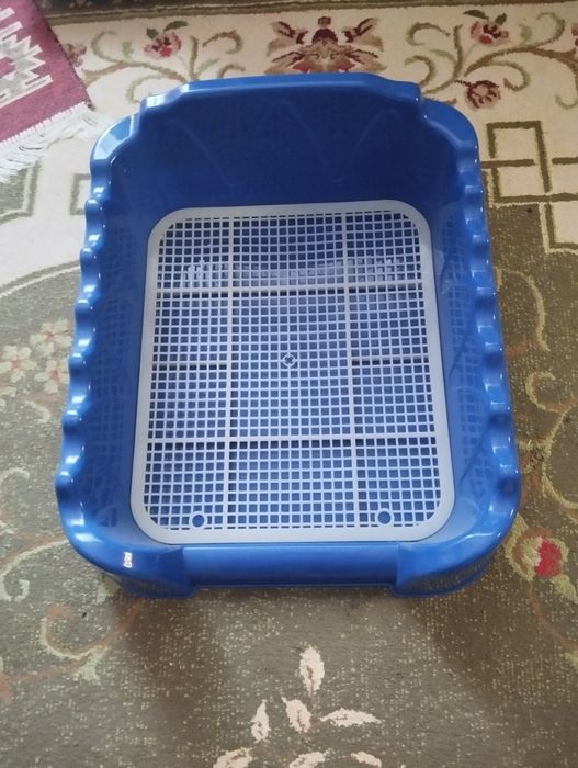 Продам лоток- туалет для собак.