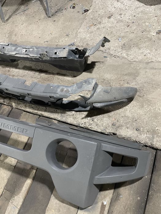Бампер Hummer H3 оригинал с усилителем