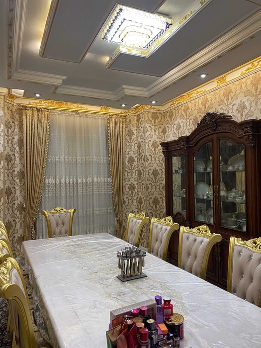 5 sotix, 11 xona, Yangi hayot metro, elitniy mahalla